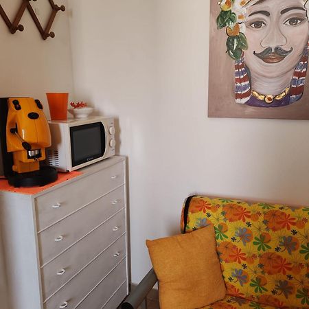 Apartamento La Vecchia Badessa A Due Passi Dal Mare Macari Exterior foto